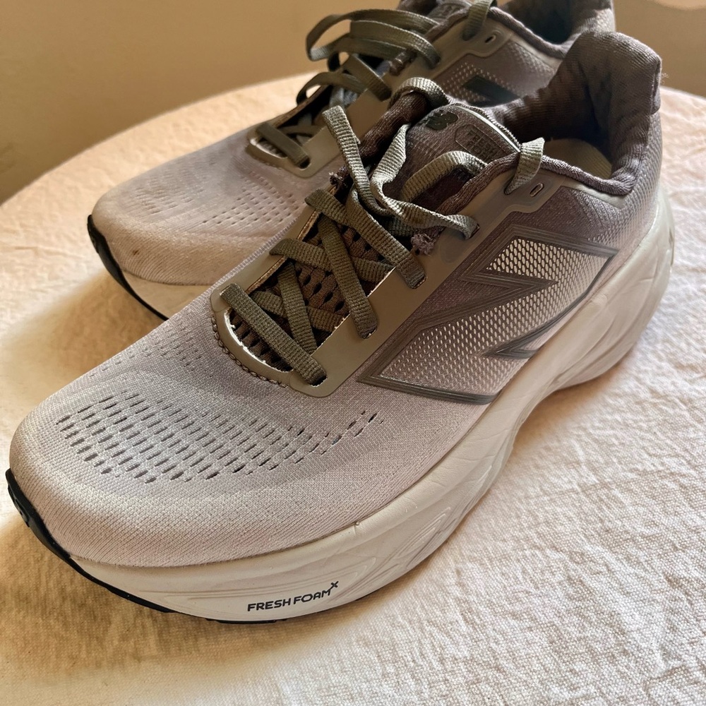 New Balance Fresh Foam X 1080v14 Gray Running Shoes – Women’s 7